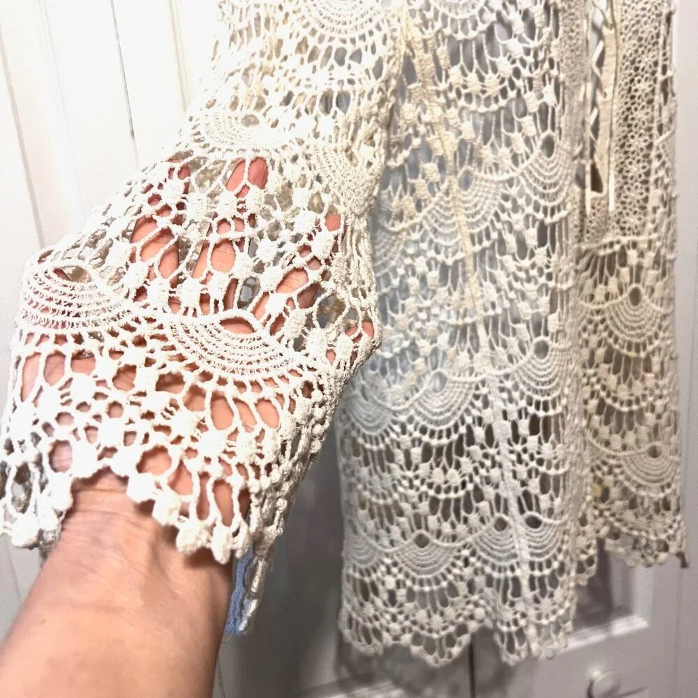 Forgotten Grace-100% Cotton Women's Boho/Hippie Top-Cream-Med-Lace Up-Lace Scall - Picture 4 of 12